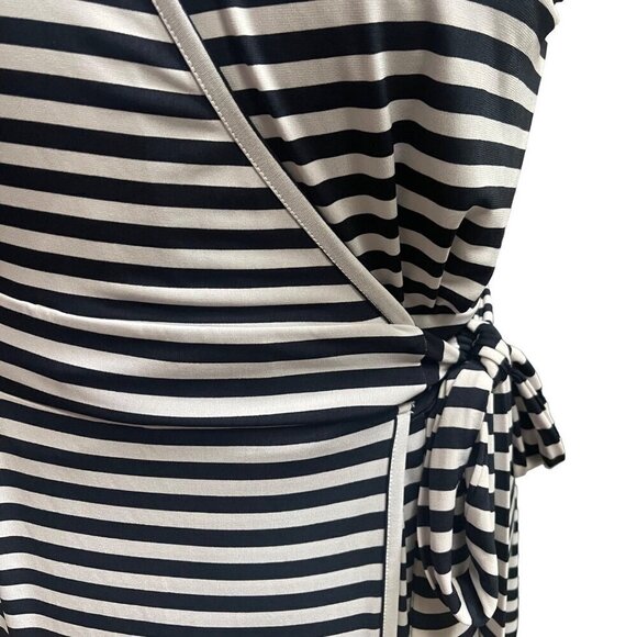 Tommy Hilfiger Womens Wrap Dress Size Large Nautical Classic Minimalist Vacation - Picture 3 of 5